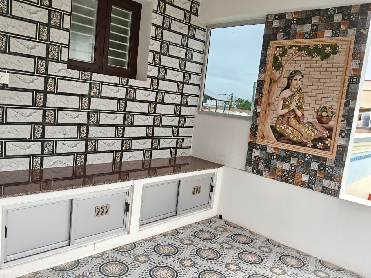 Warm property atmosphere and guest comfort